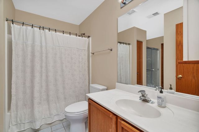 18568 W Point Drive, Tinley Park, IL 60477