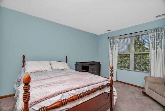 18568 W Point Drive, Tinley Park, IL 60477