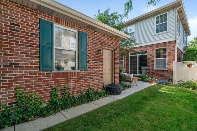 18568 W Point Drive, Tinley Park, IL 60477