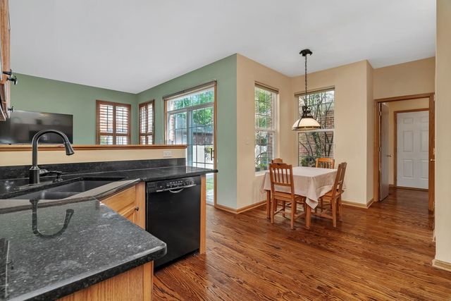 18568 W Point Drive, Tinley Park, IL 60477