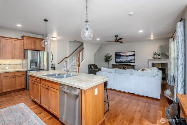 7728 Keystone Avenue NE, Lacey, WA 98516