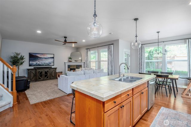 7728 Keystone Avenue NE, Lacey, WA 98516