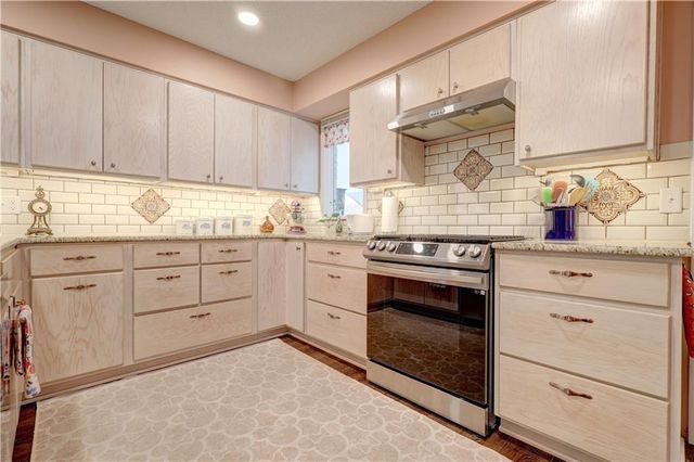 3807 S Union Street, Independence, MO 64055