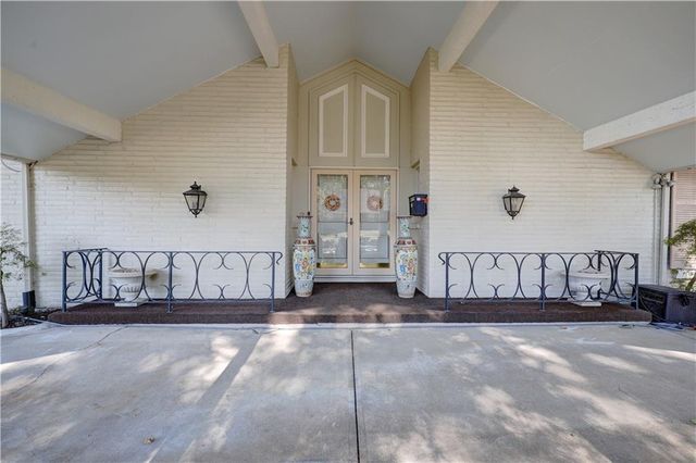 3807 S Union Street, Independence, MO 64055