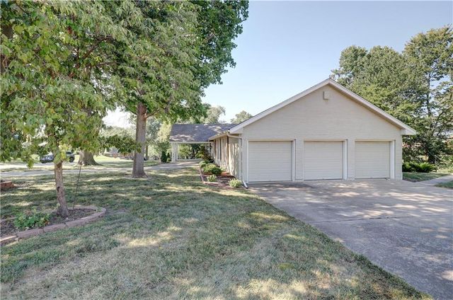 3807 S Union Street, Independence, MO 64055