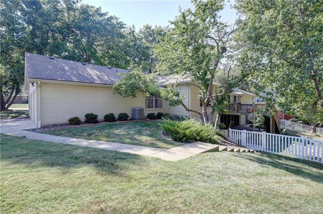 3807 S Union Street, Independence, MO 64055