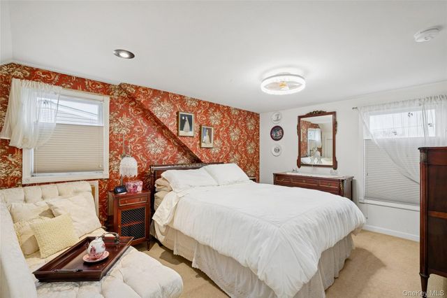 67 Combes Avenue, Hicksville, NY 11801