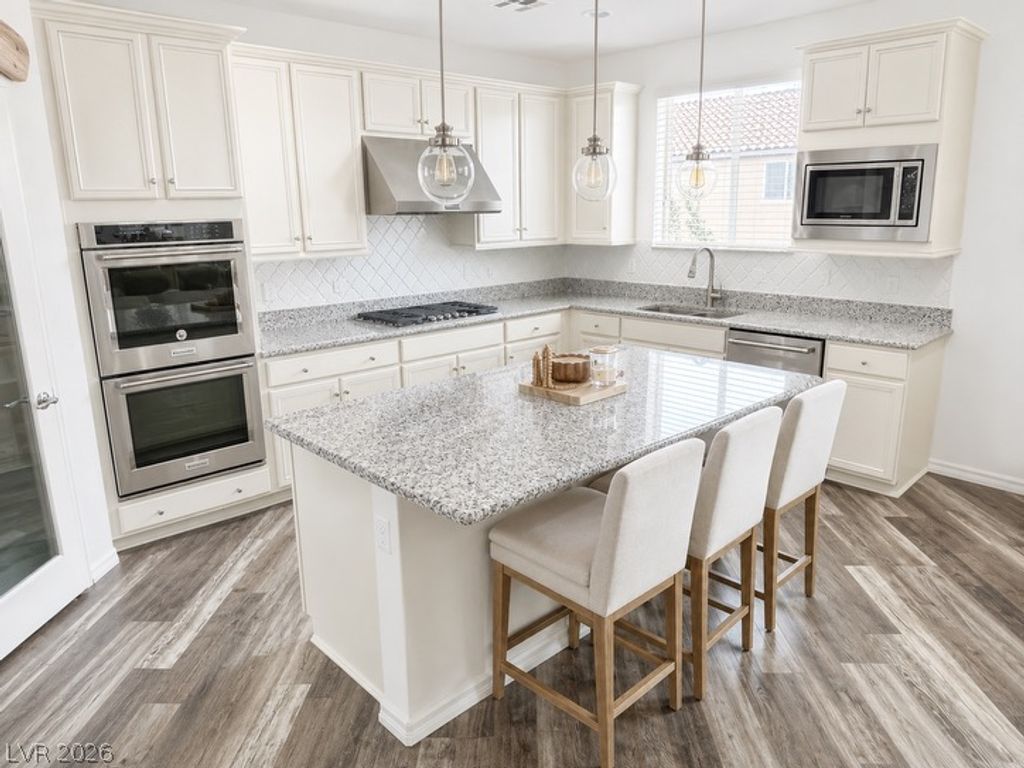 8109 Muir Brook Avenue, Las Vegas, NV 89113 — photo 4