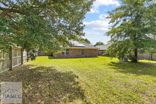 418 Lancaster Loop, Hinesville, GA 31313