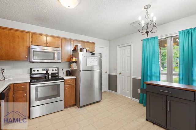 418 Lancaster Loop, Hinesville, GA 31313