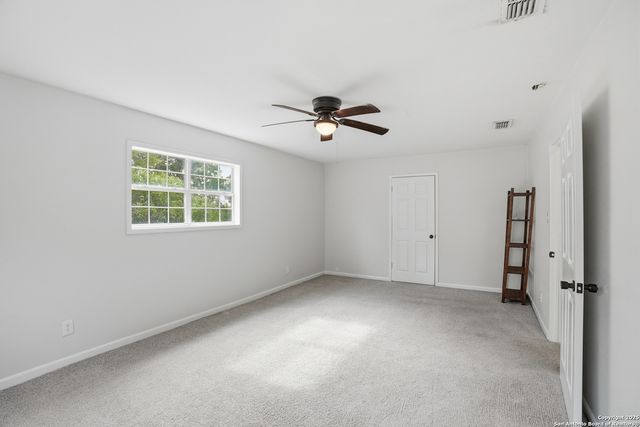 807 NE Frontage RD., Beeville, TX 78102