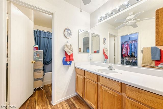 6413 Shining Sand Avenue, Las Vegas, NV 89142