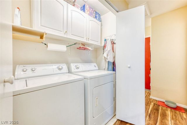 6413 Shining Sand Avenue, Las Vegas, NV 89142