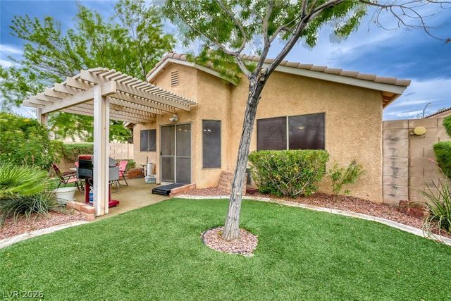 6413 Shining Sand Avenue, Las Vegas, NV 89142