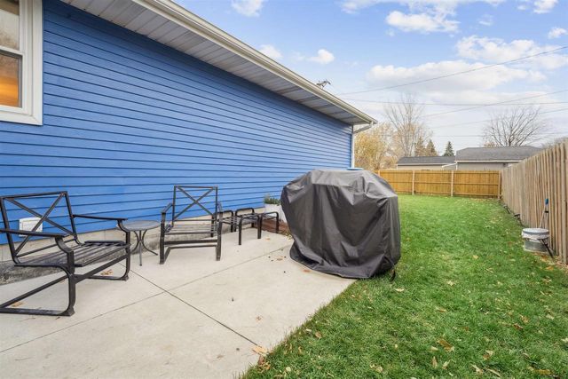 2715 SUPERIOR AVENUE, Sheboygan, WI 53083