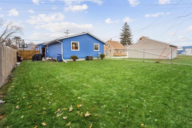 2715 SUPERIOR AVENUE, Sheboygan, WI 53083