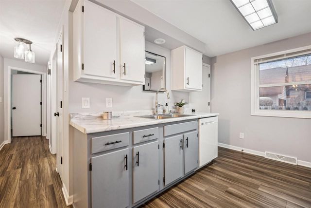 2715 SUPERIOR AVENUE, Sheboygan, WI 53083