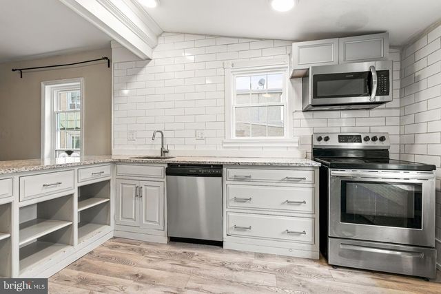 436 MAPLE ST, Jenkintown, PA 19046