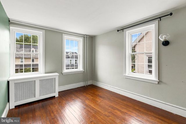 436 MAPLE ST, Jenkintown, PA 19046