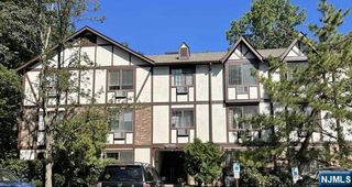 1407 Faulkner Court, Mahwah, NJ 07430