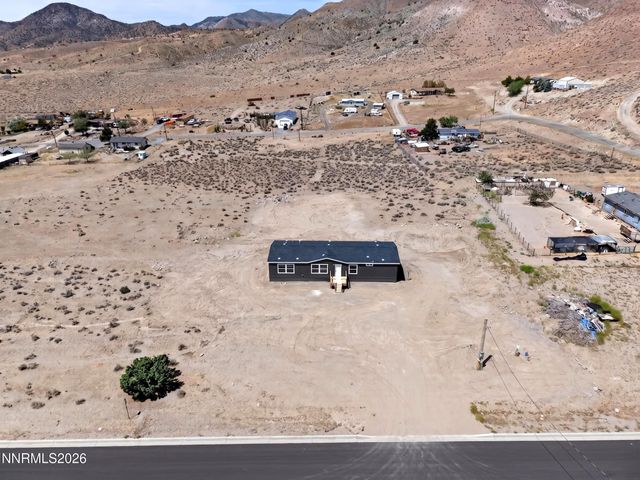 907 Sutro Springs Road, Dayton, NV 89403