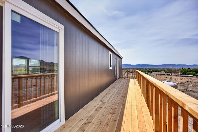 907 Sutro Springs Road, Dayton, NV 89403