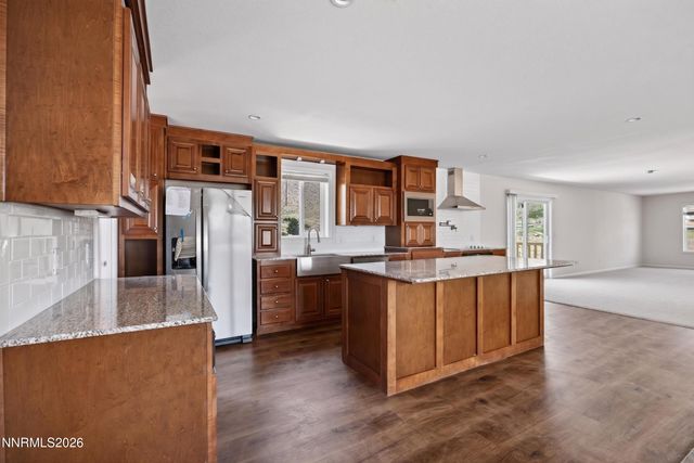 907 Sutro Springs Road, Dayton, NV 89403