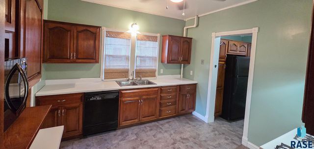 900 S Duluth Ave Avenue, Sioux Falls, SD 57104
