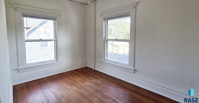 900 S Duluth Ave Avenue, Sioux Falls, SD 57104