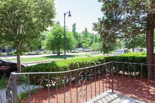 1743 Commonwealth Ave 1, Boston, MA 02135