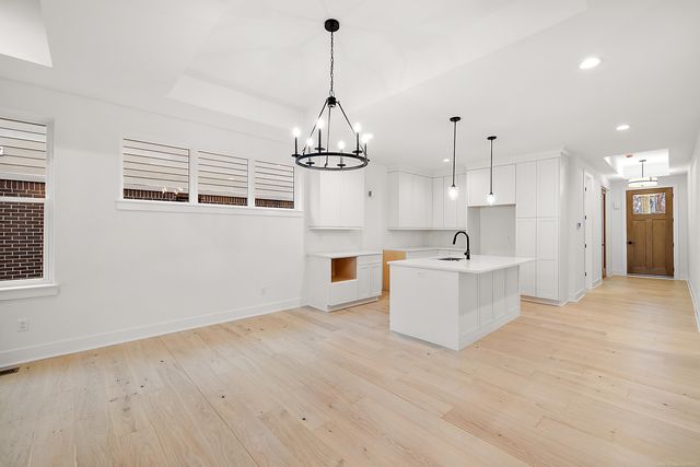 5871 Everton Court, Troy, MI 48085