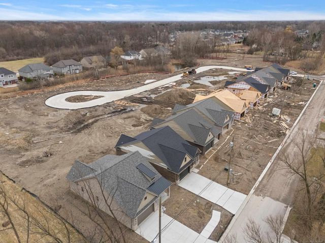 5871 Everton Court, Troy, MI 48085