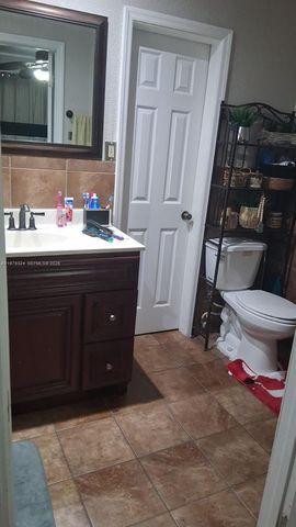 8016 APACHE LN, Lakeland, FL 33810