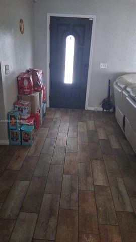 8016 APACHE LN, Lakeland, FL 33810