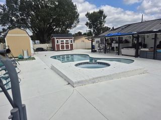 8016 APACHE LN, Lakeland, FL 33810
