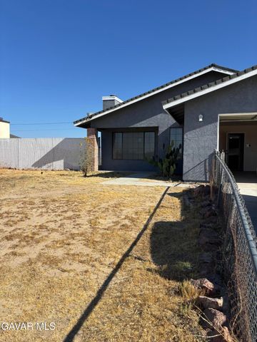 10611 N Garibaldi Dr Drive, California City, CA 93505