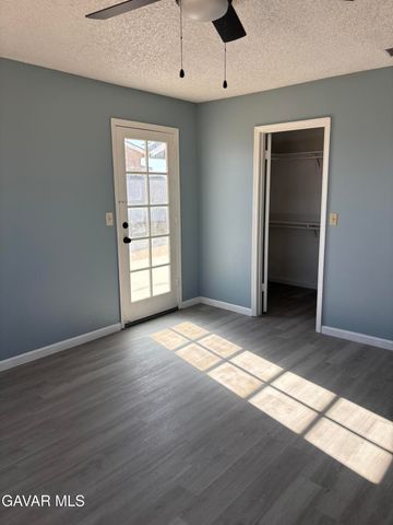 10611 N Garibaldi Dr Drive, California City, CA 93505