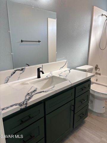 10611 N Garibaldi Dr Drive, California City, CA 93505