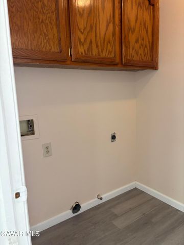 10611 N Garibaldi Dr Drive, California City, CA 93505