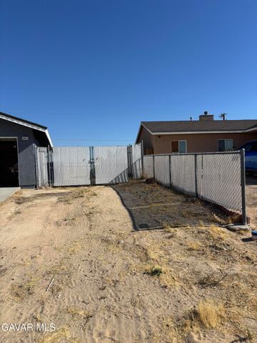 10611 N Garibaldi Dr Drive, California City, CA 93505
