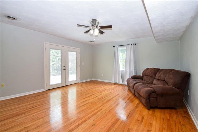 1316 Dudley RD, Moneta, VA 24121