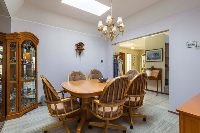 9615 Regal Ridge Drive NE, Albuquerque, NM 87114