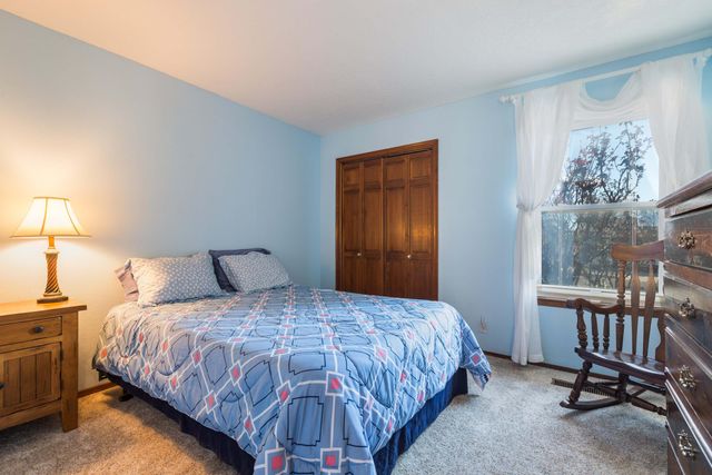 9615 Regal Ridge Drive NE, Albuquerque, NM 87114