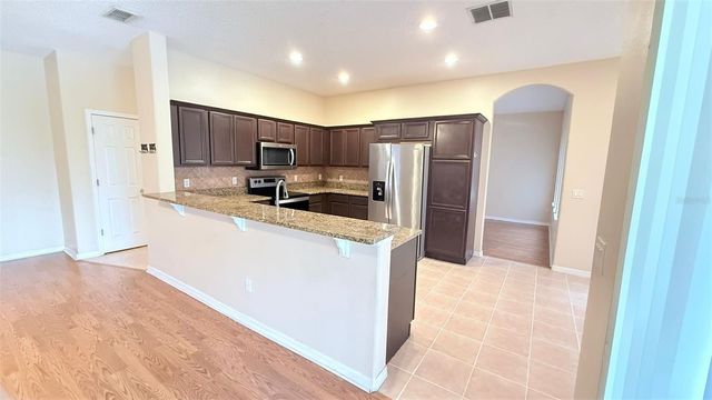 2554 SAND ARBOR CIRCLE, Orlando, FL 32824