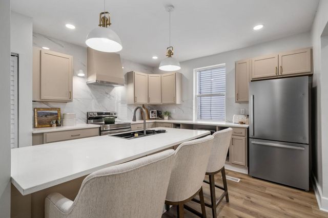 669 S 22nd Street, Columbus, OH 43205