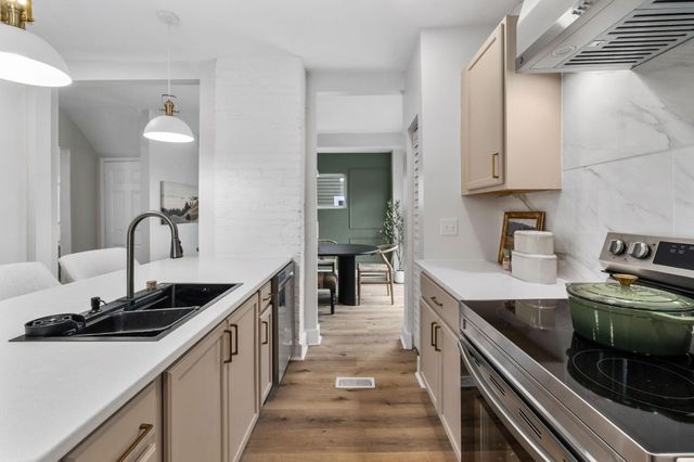 669 S 22nd Street, Columbus, OH 43205