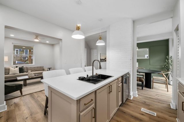 669 S 22nd Street, Columbus, OH 43205