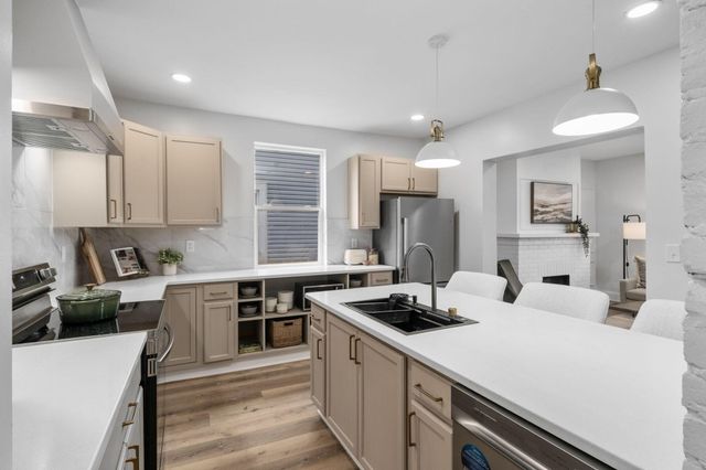 669 S 22nd Street, Columbus, OH 43205