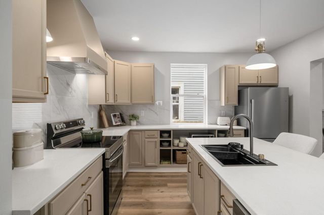 669 S 22nd Street, Columbus, OH 43205