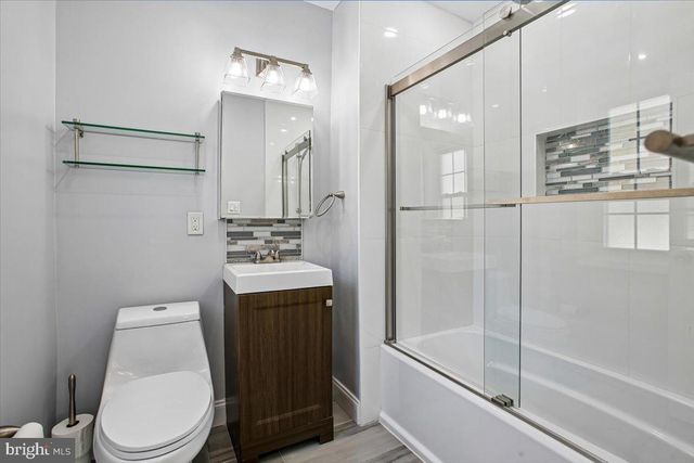 1305 KEY DR, Alexandria, VA 22302